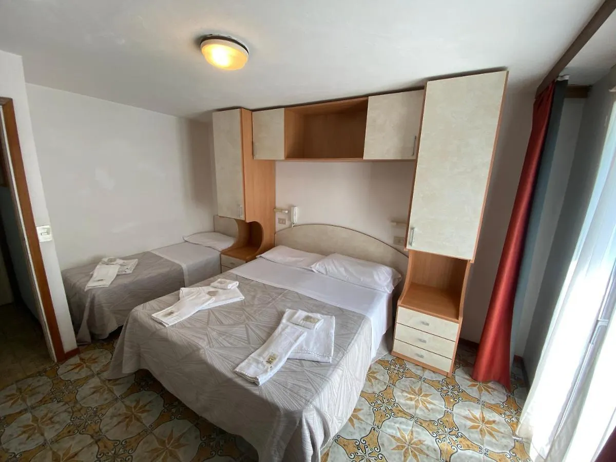 Bed and Breakfast Hotel Nanni Garni Ρίμινι