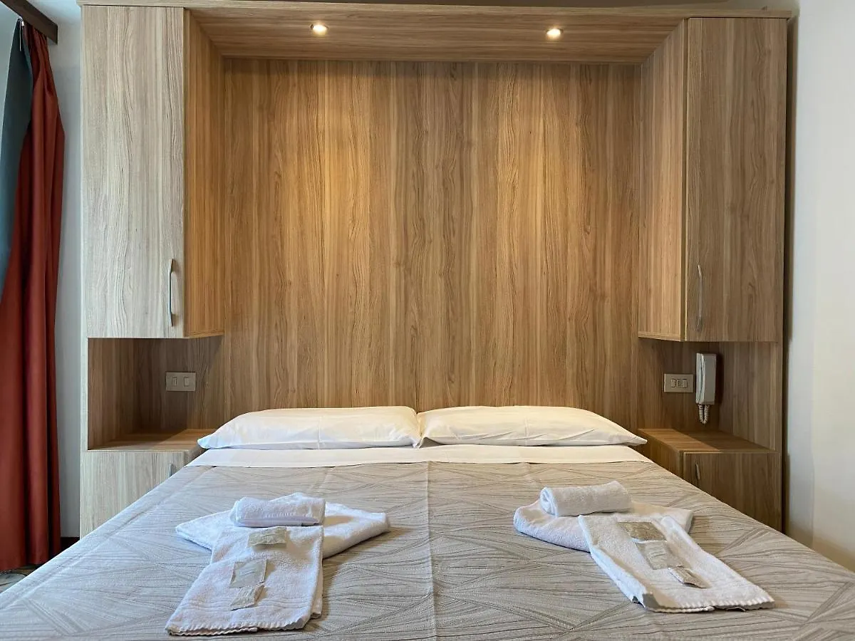 Bed & Breakfast Hotel Nanni Garni Rimini