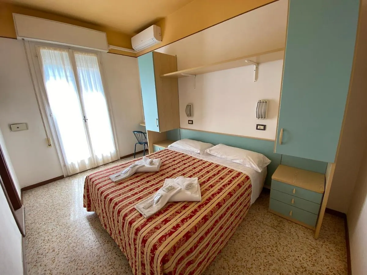 Hotel Nanni Garni Римини Отель типа 